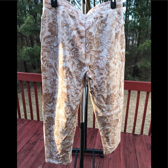 LIFE WORX BY GLORIA VANDERBILT CAPRI FLORAL PRINT - Picture 5 of 8